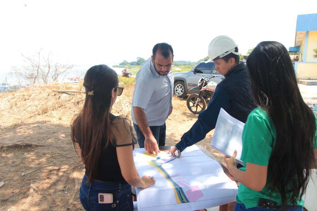 Projeto da obra de contenção de 2,3km da orla de Parintins avança para aprovação com visita do Ministério do Desenvolvimento Regional 1 IMG 20231128 WA0206