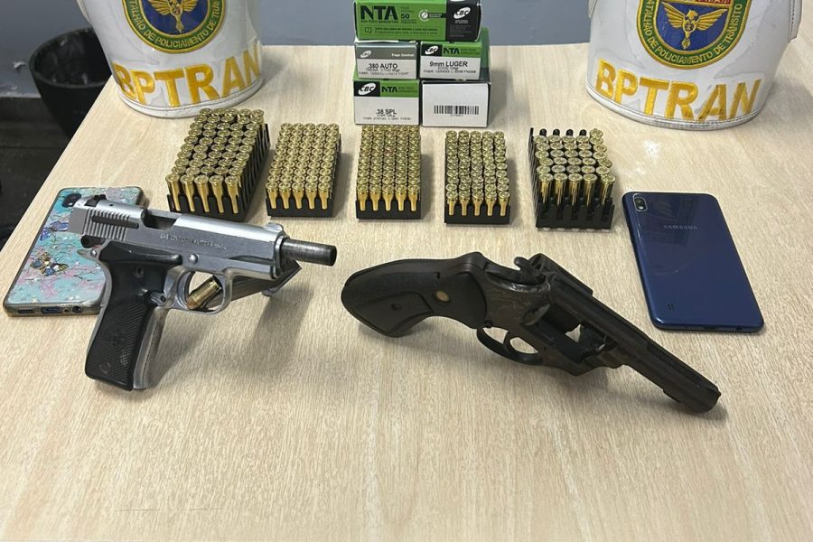 PMAM_BPTRAN PORTE ILEGAL DE ARMA DE FOGO_FOTO DIVULGAÇÃO PMAM